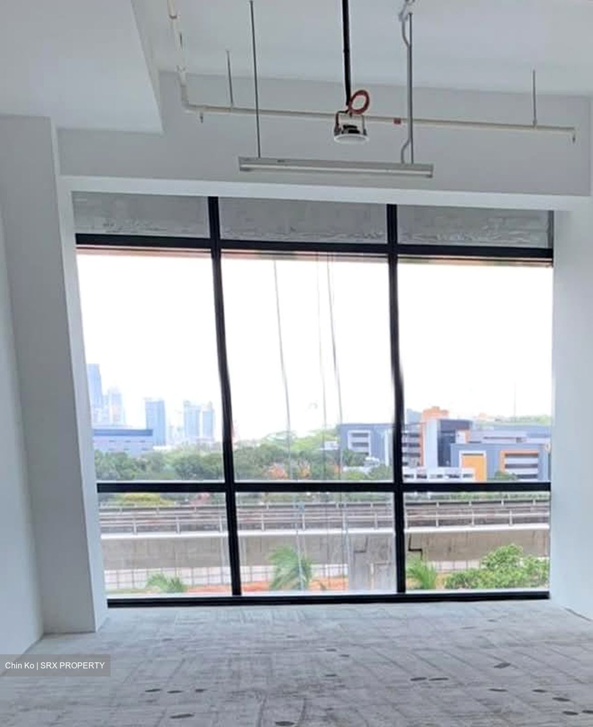 Woods Square (D25), Office #596866041